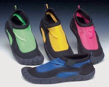 Youth's Bright Color Water Shoes